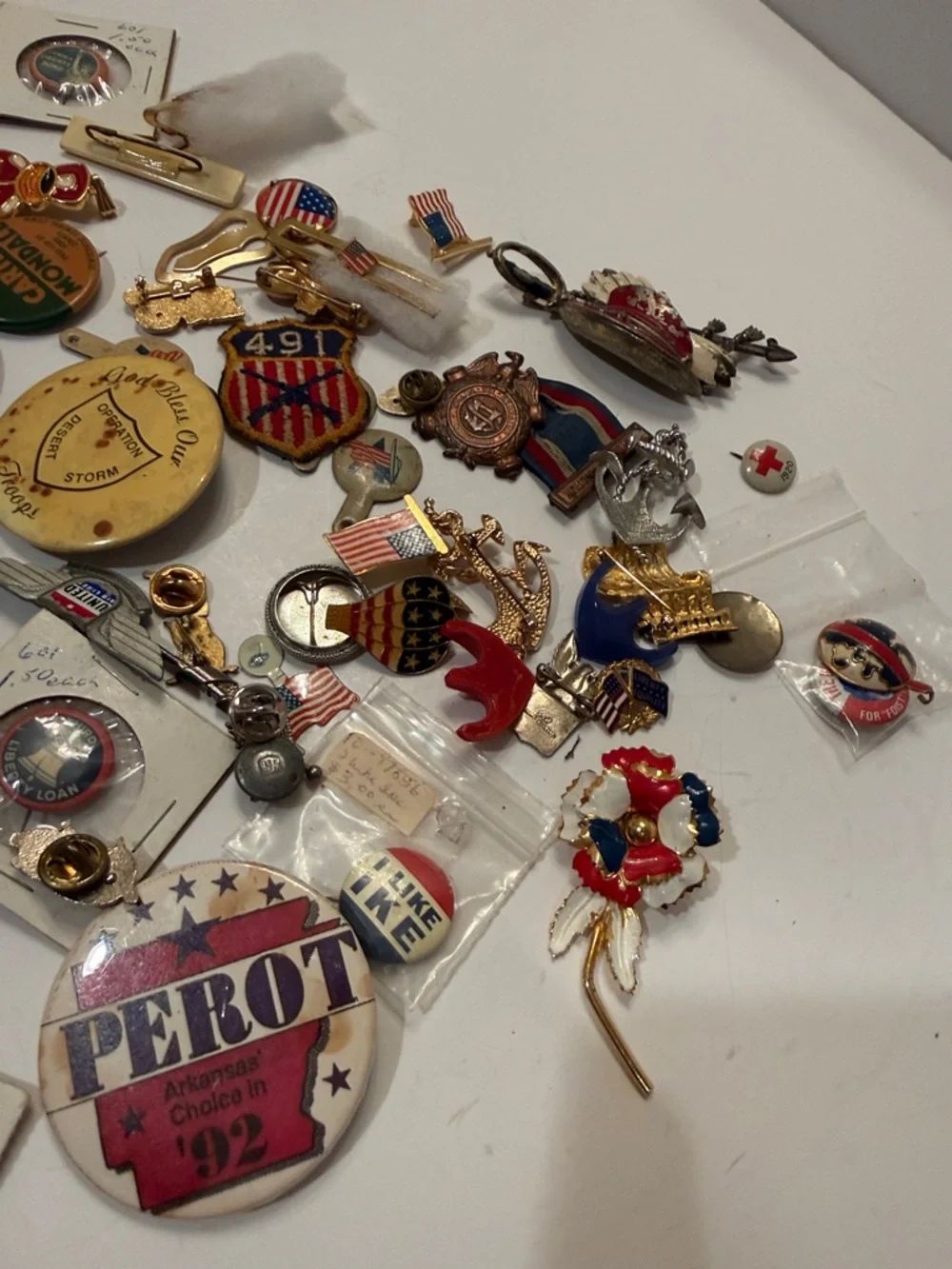 Vintage Political and Patriotic Pin Lot - Red, White & Blue - Picture 2 of 4